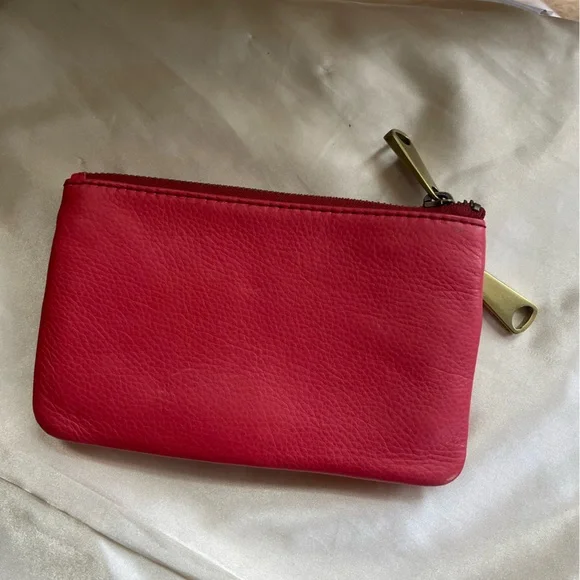 Fossil Red Fold Over Wallet with Storage - Picture 2 of 5